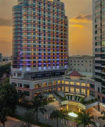 Hà Nội: Dịch vụ vé máy bay + 2 đêm nghỉ dưỡng tại khách sạn Melia 5 sao